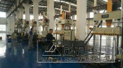 宁波某汽配厂采购500吨四柱拉伸液压机